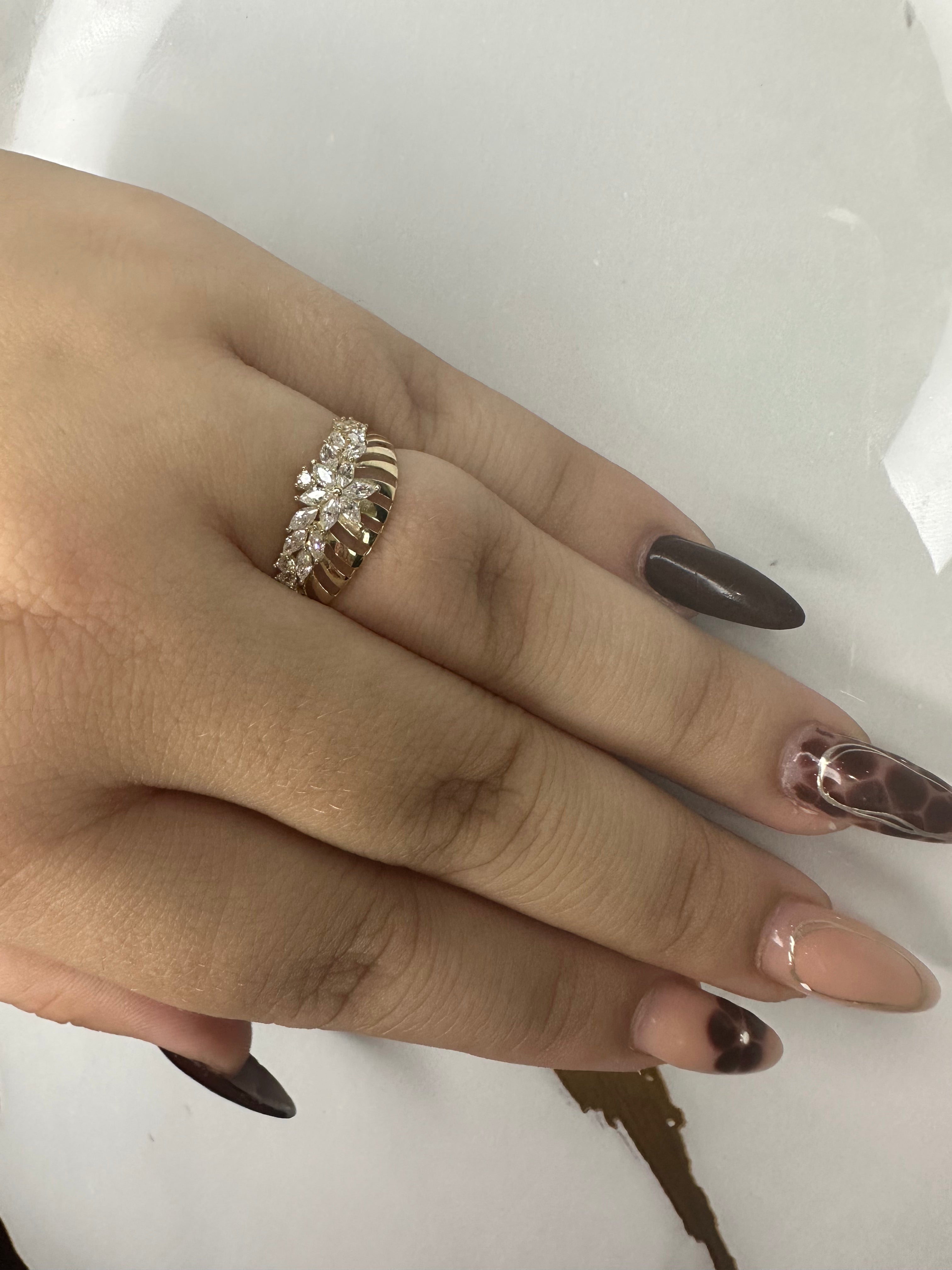 Anillo de Oro 10K - Talla 7.5
