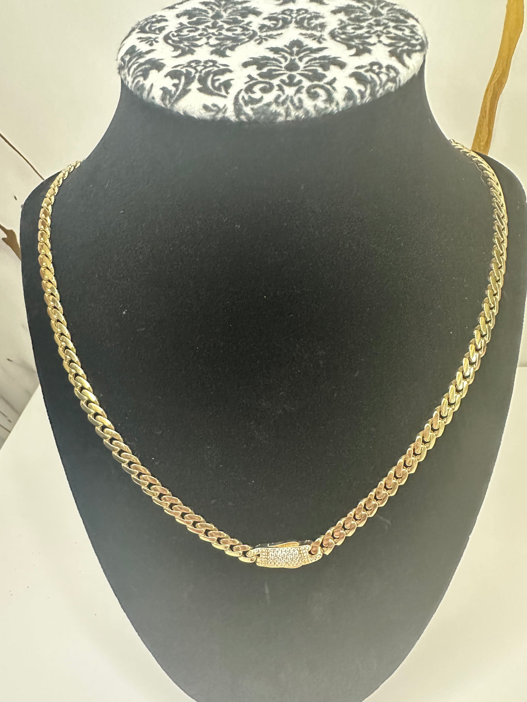 Cadena Estilo Mónaco Oro 10K – 24"