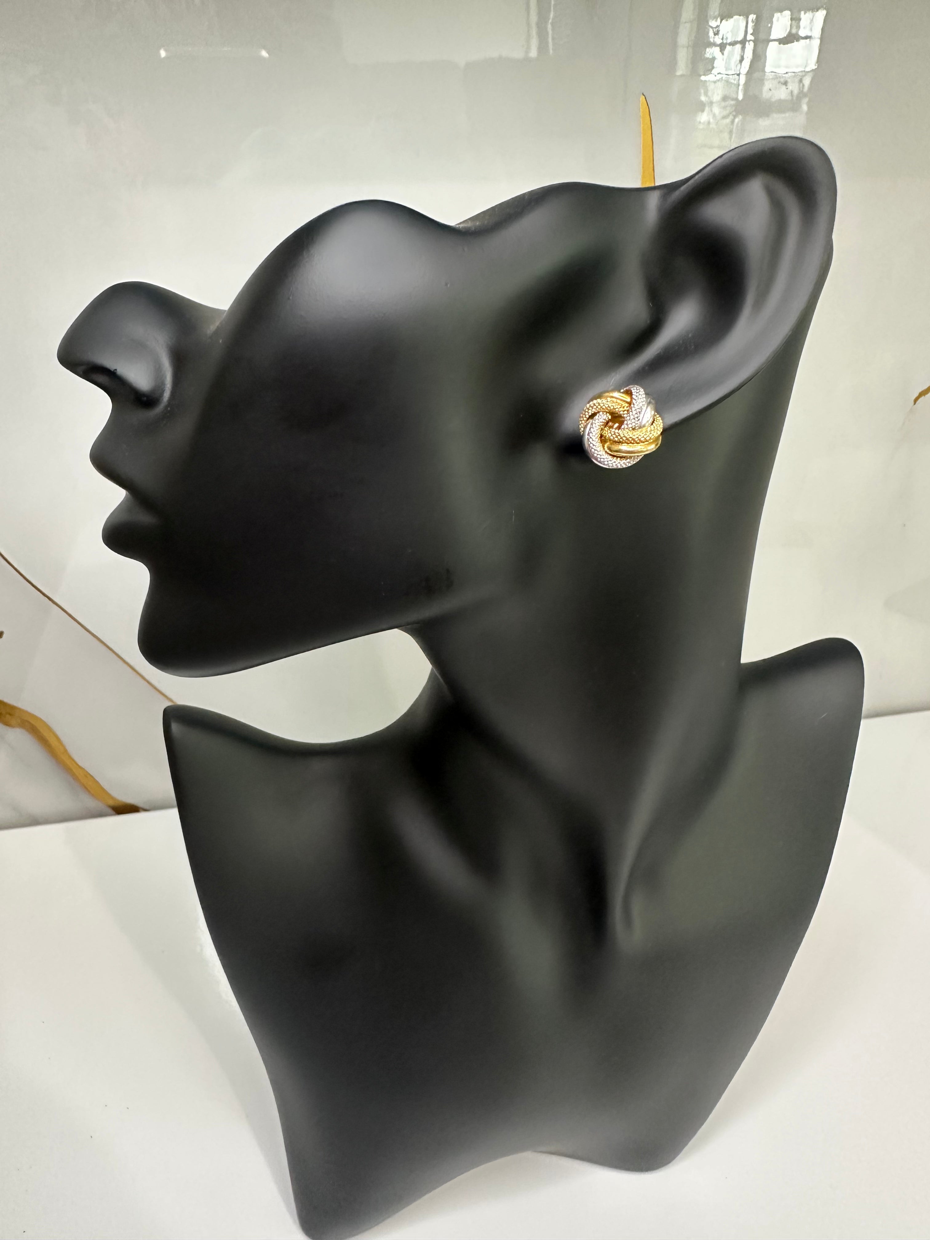 Aretes de Nudo dos Tonos en Oro 10K