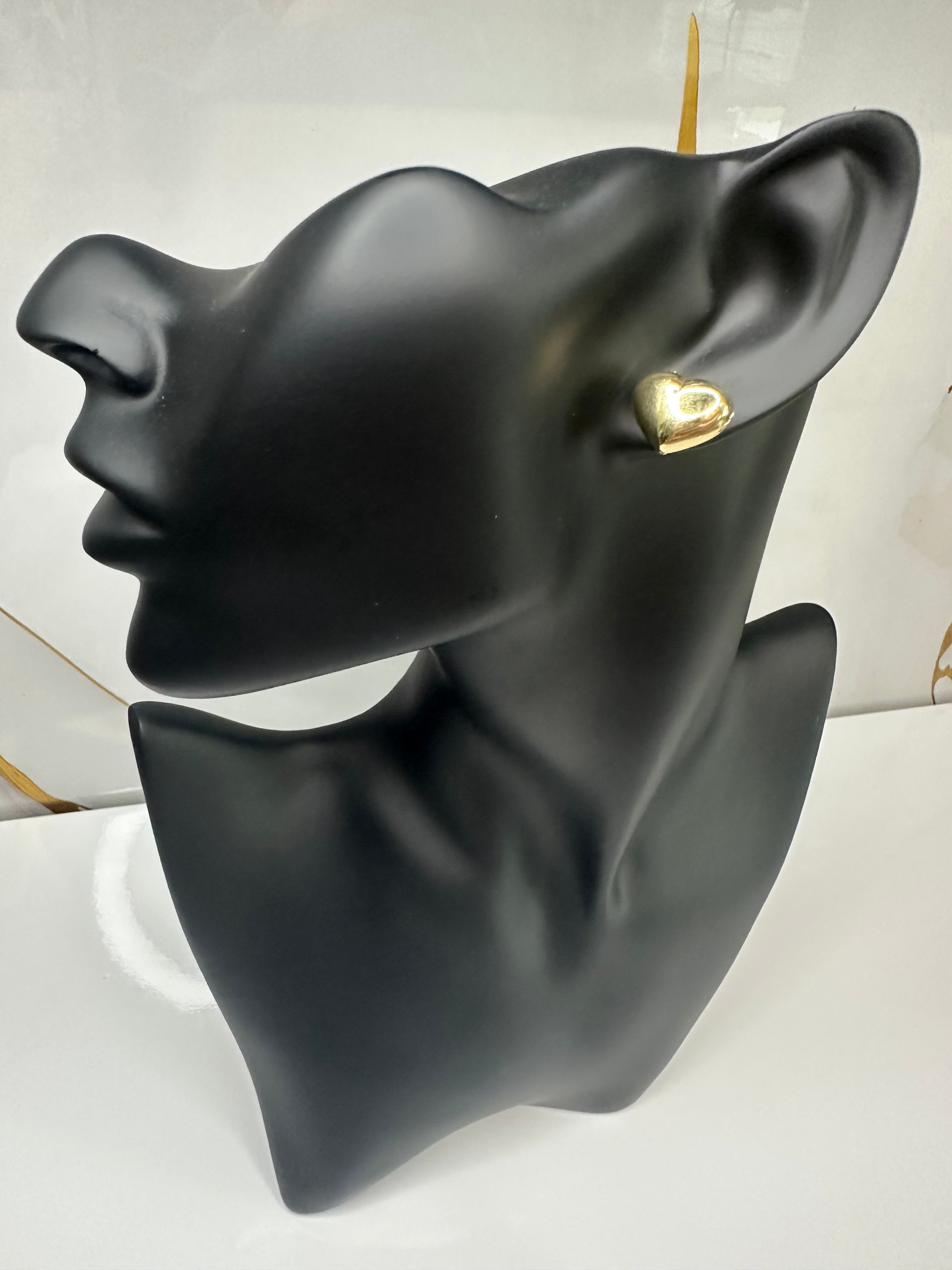 Aretes Grandes de Corazón en Oro 10K