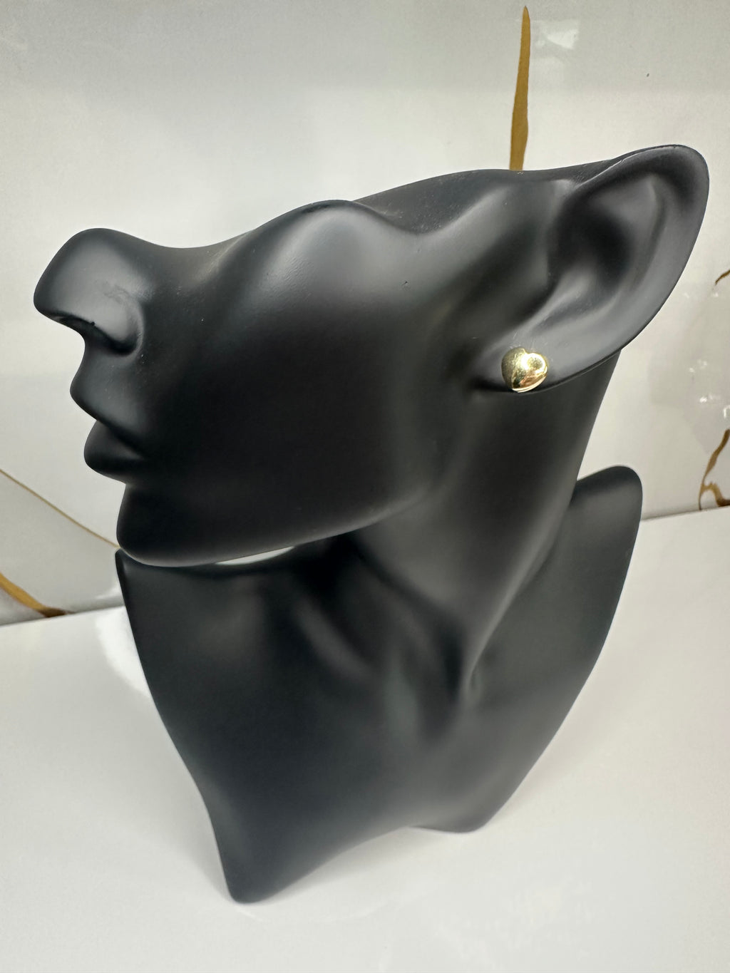 Aretes de Corazón Pequeños en Oro 10K