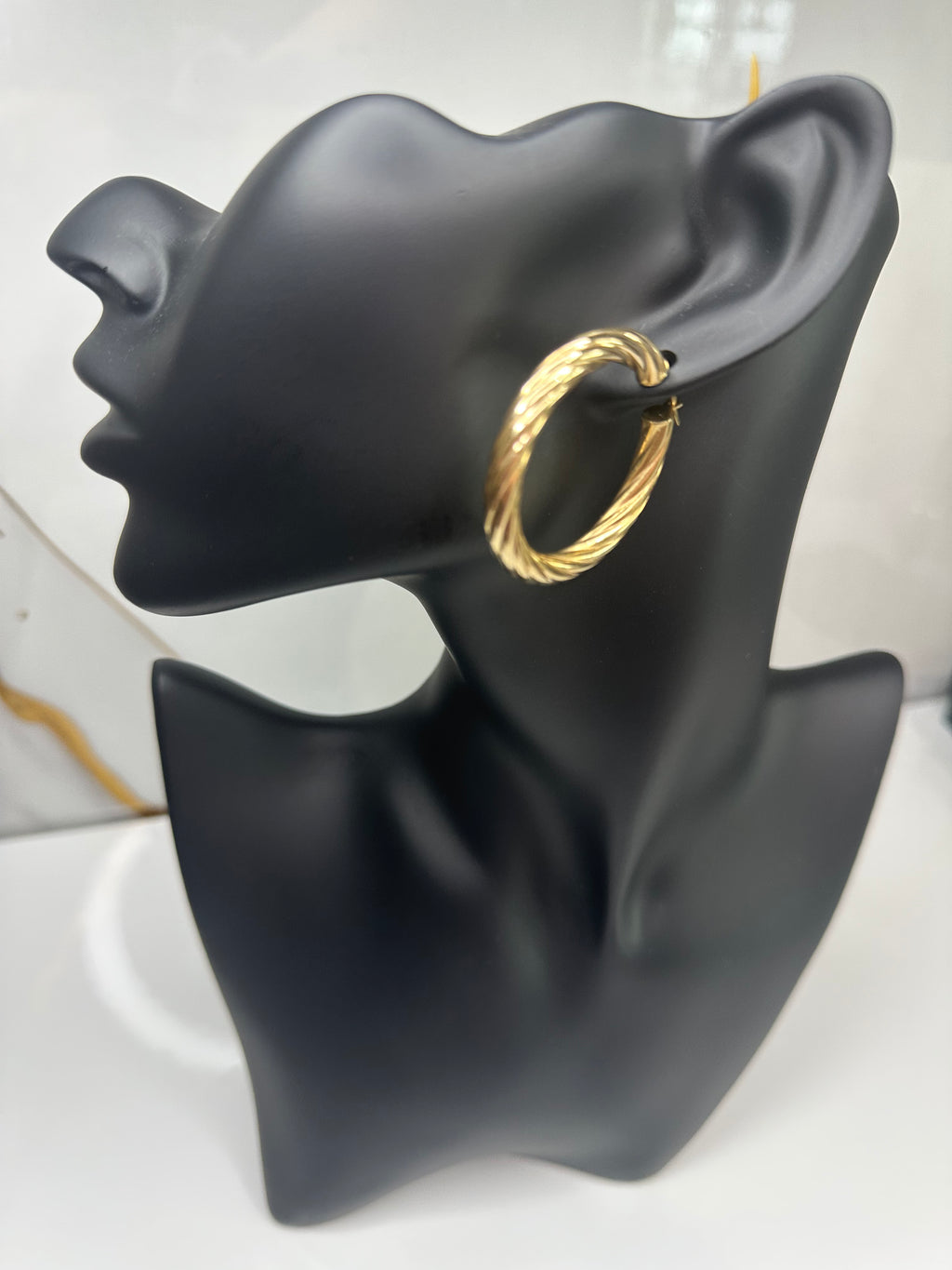 Argollas Grande Torcidas de Oro 14K