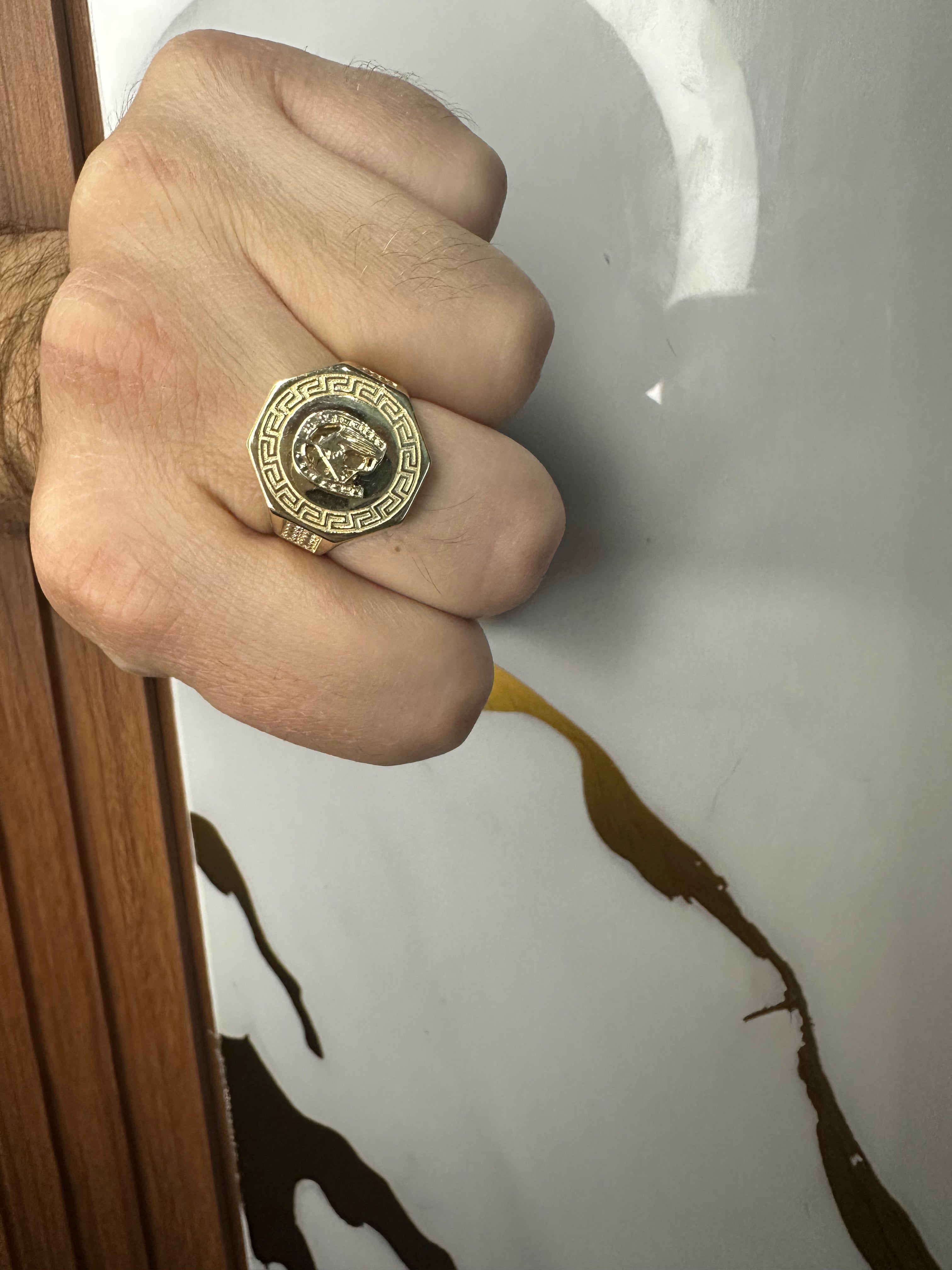 Anillo para Hombre con Herradura y Caballo – Oro 10K | Talla 9.5