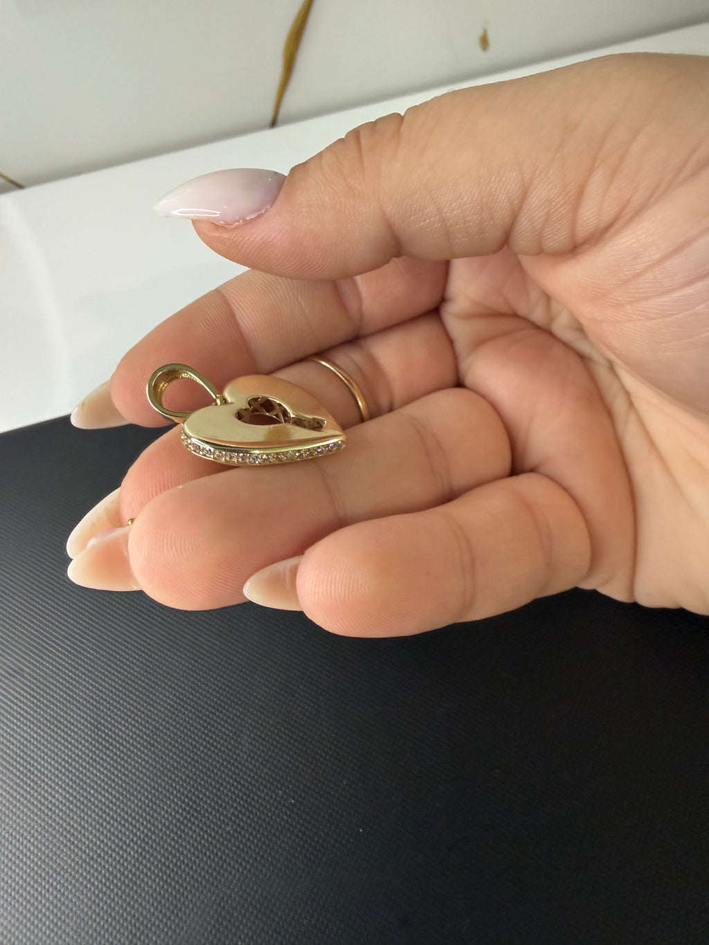 Dije Corazón con Cerradura – Oro 10k