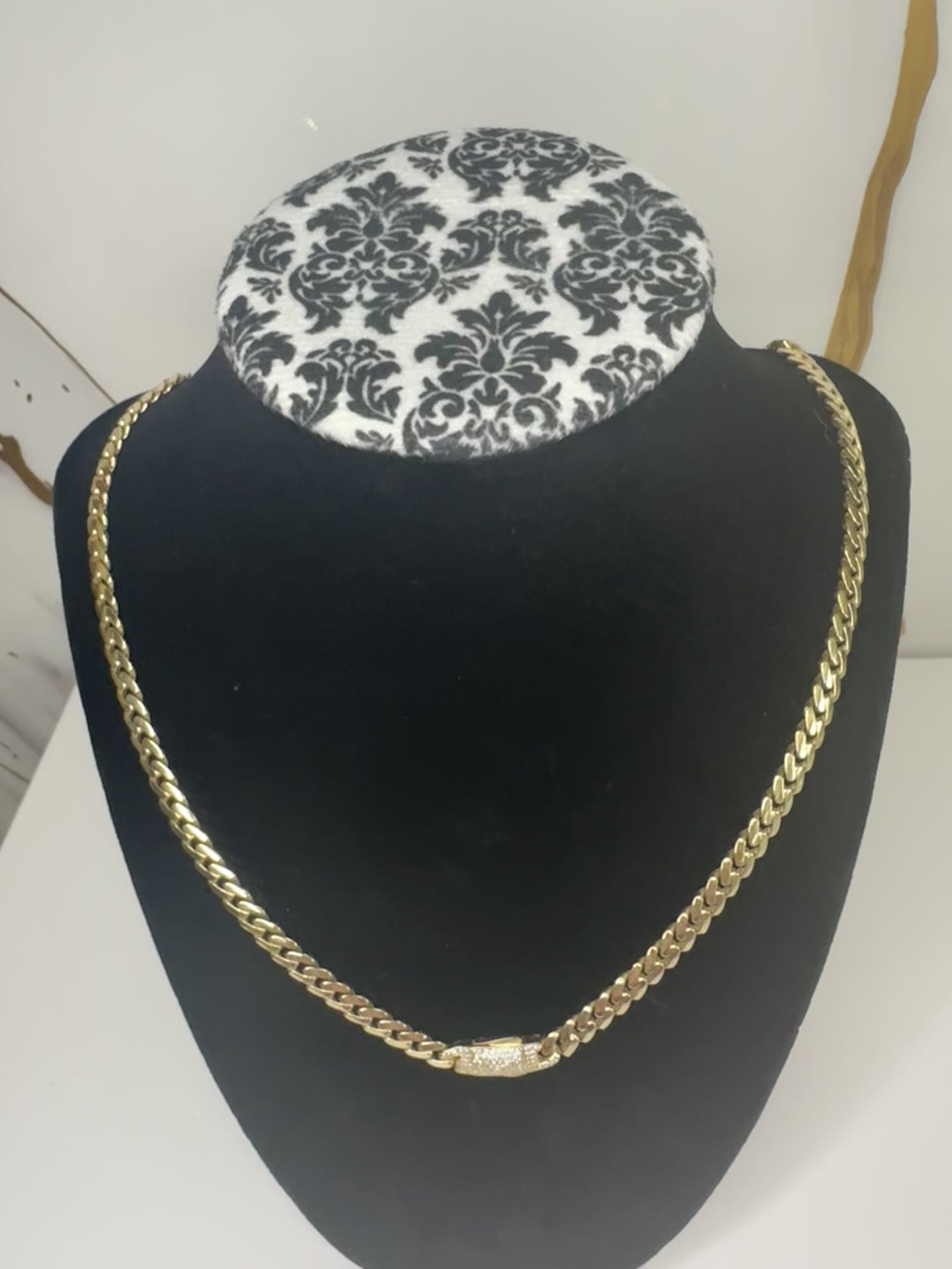 Cadena Estilo Mónaco Oro 10K – 24"